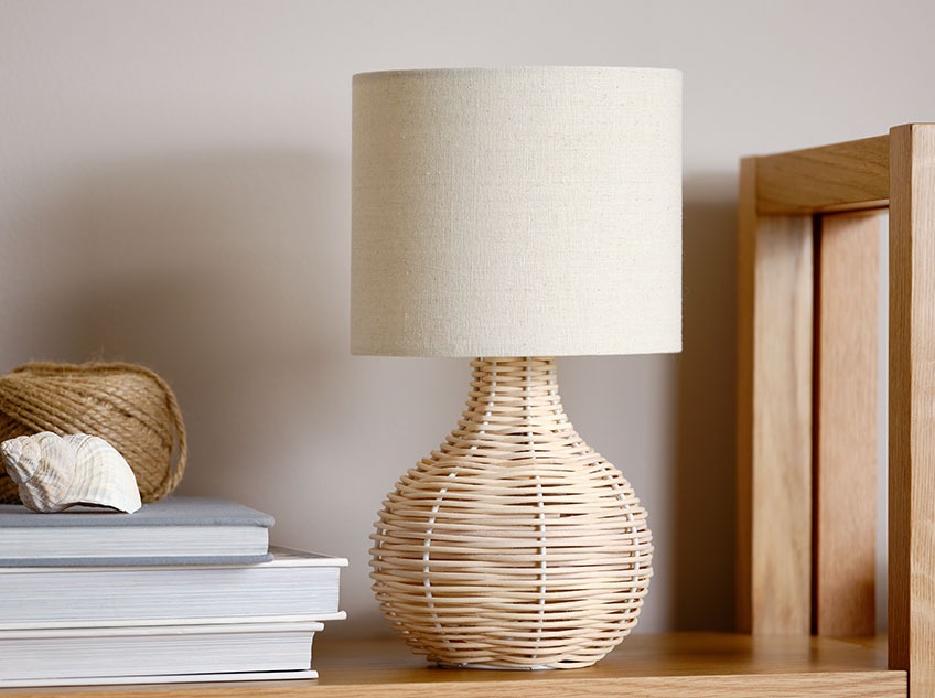 HELMER table lamp Rattan table lamp with a light lamp shade