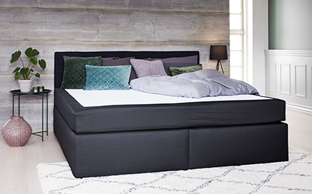 Paturi continentale: fă cunoștință cu un pat complet cu design minimalist și luxos